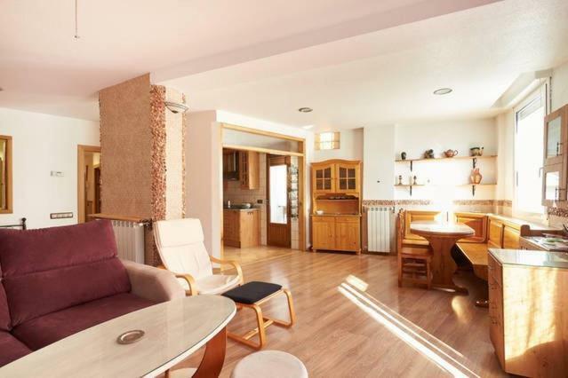 Trampantojo Apartamento En El Corazon De Pamplona Lejlighed Eksteriør billede