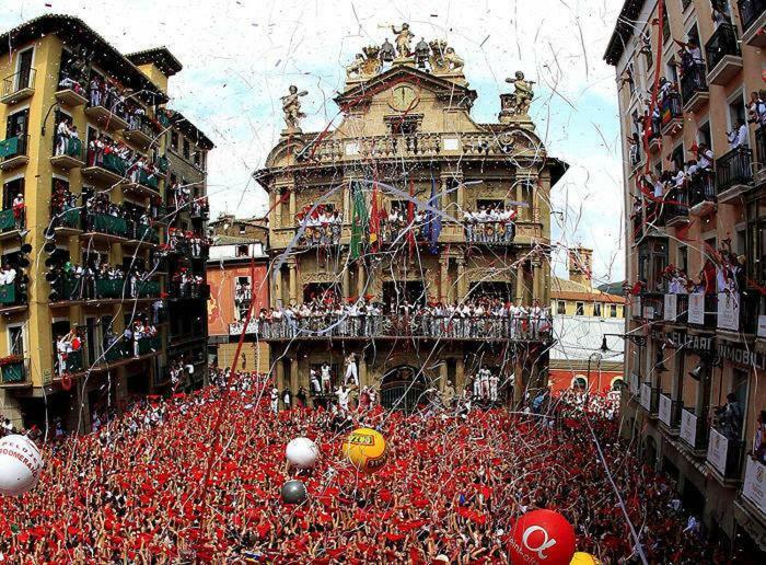 Trampantojo Apartamento En El Corazon De Pamplona Lejlighed Eksteriør billede